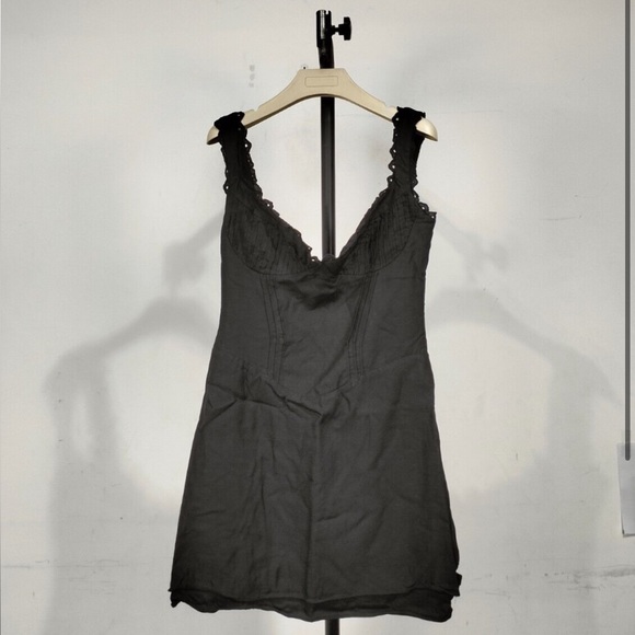 House of CB Tilly Pin Tuck Dress - Picture 5 of 7